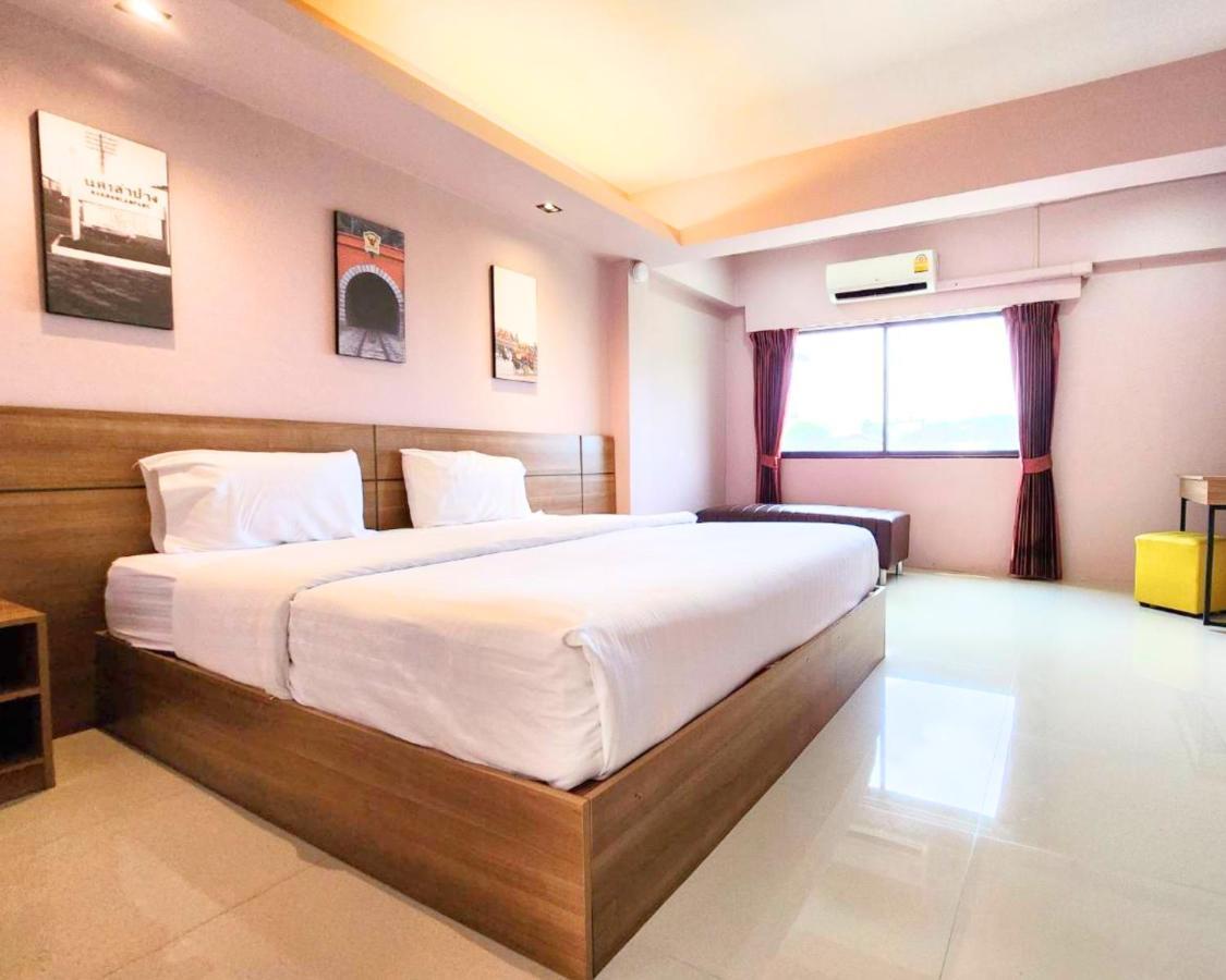 Airbest Gemtree Lampang Hotel Bagian luar foto