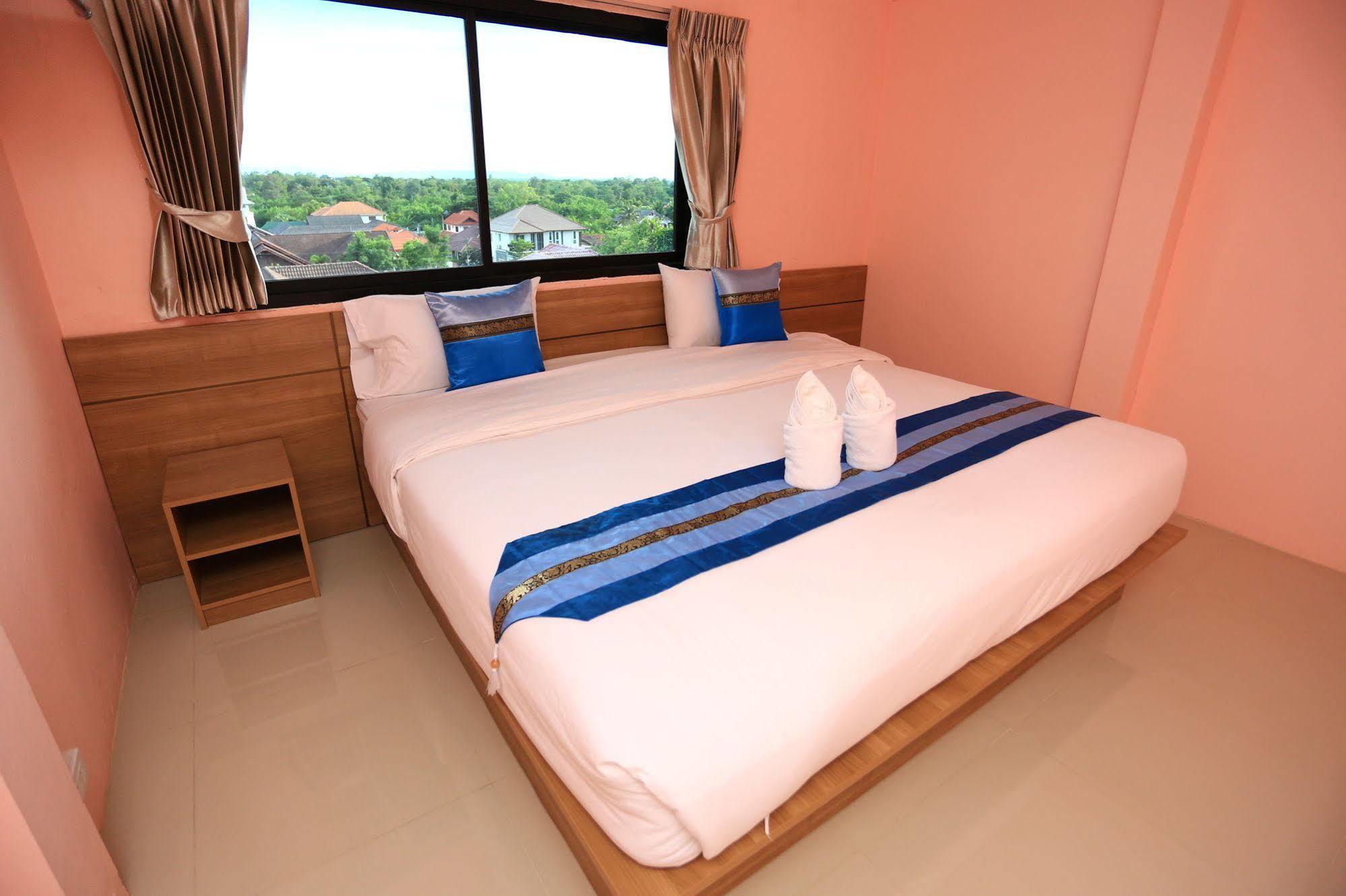 Airbest Gemtree Lampang Hotel Bagian luar foto